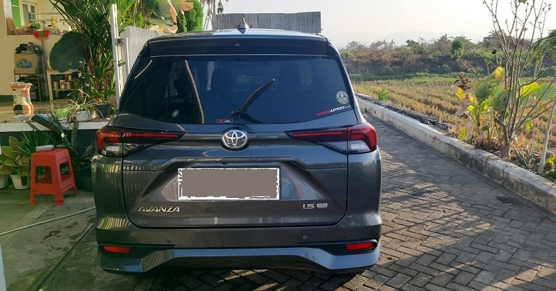 Avansa Hitam